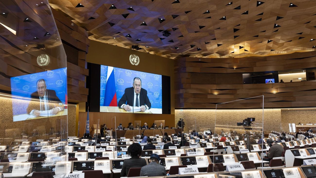 El ministro de Exteriores ruso, Serguéi Lavrov, habla por videoconferencia en en la Conferencia de Desarme de la ONU en Ginebra