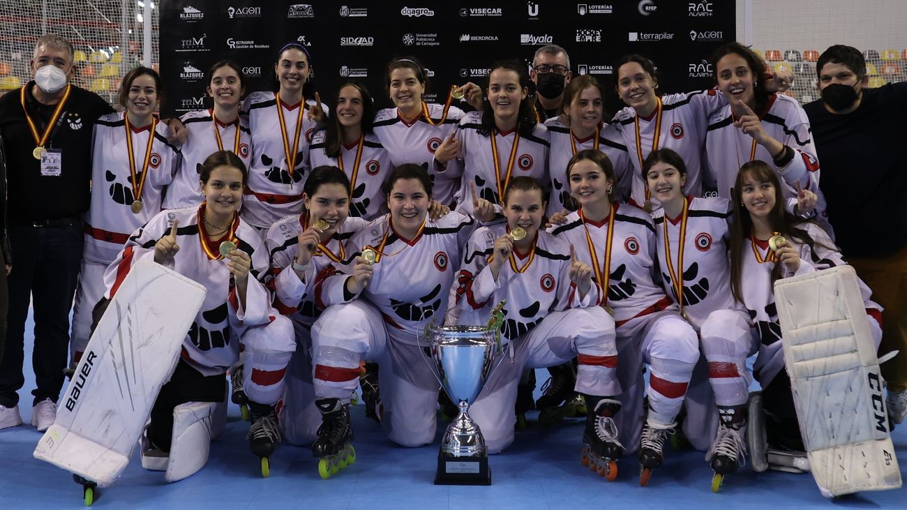 Tres Cantos, cuarto título consecutivo de la Copa de la Reina de hockey línea