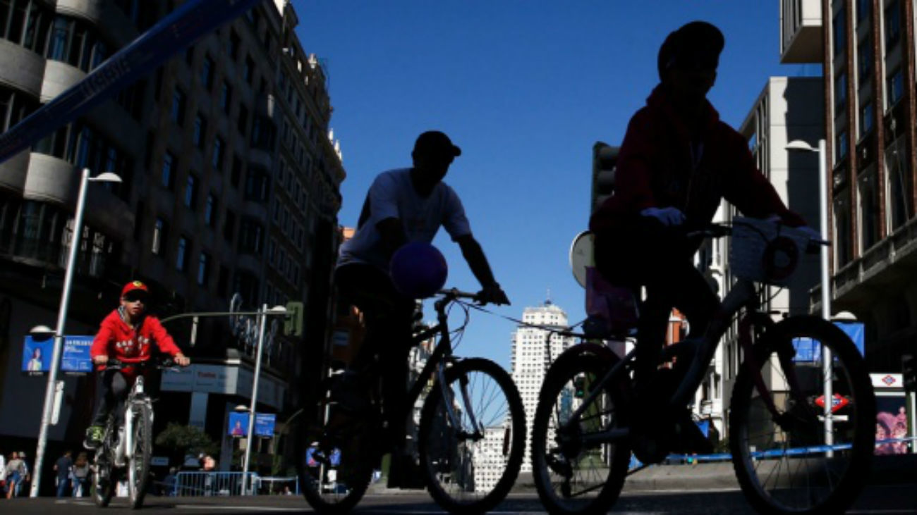 Madrid autoriza a seis empresas para desplegar 2.800 bicicletas eléctricas sin base fija