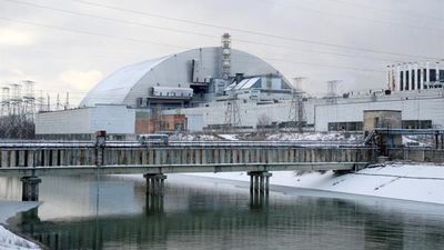 Chernóbil se queda sin electricidad y Ucrania advierte del riesgo de fuga radioactiva