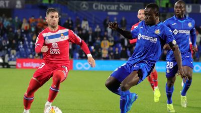 El Getafe visita a un Espanyol en crisis