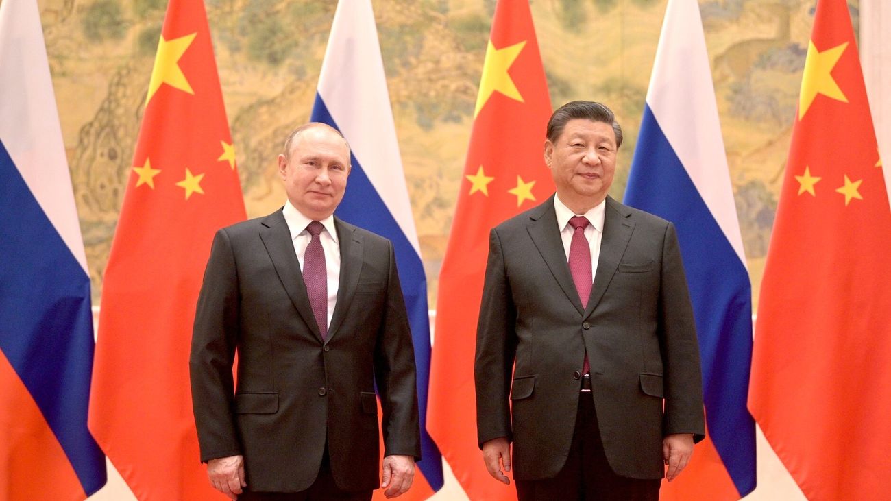 El presidente ruso Vladimir Putin y el chino Xi Jinping