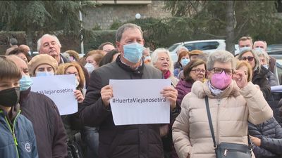 Manifestación en Majadahonda para 'defender'  el polideportivo Huerta Vieja