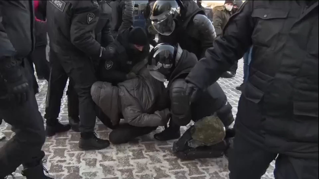 Al menos 3.500 detenidos en Rusia en manifestaciones contra la guerra