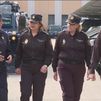 Cuatro mujeres pioneras, las primeras policías antidisturbios