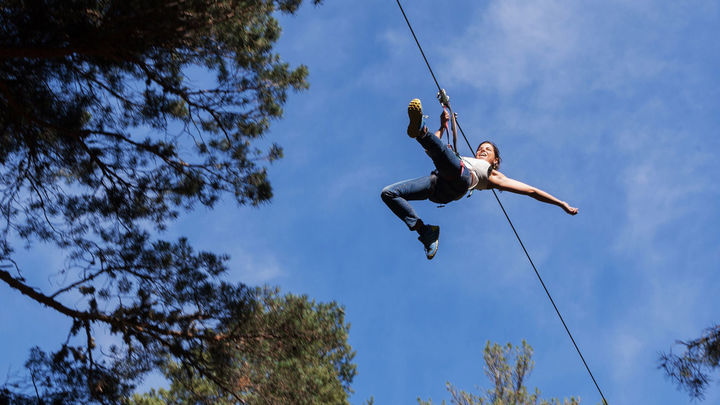 Tirolinas en Cercedilla / AVENTURA AMAZONIA