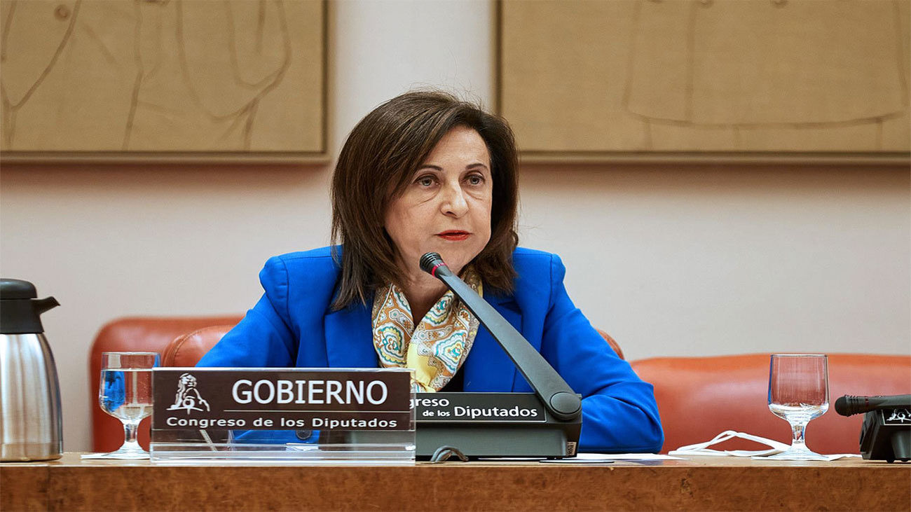 Margarita Robles en el punto de mira de independentistas y Podemos