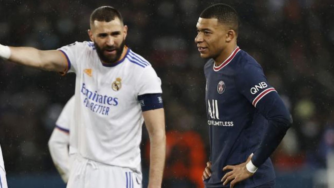 Benzema muestra a Mbappé la magia del Bernabéu