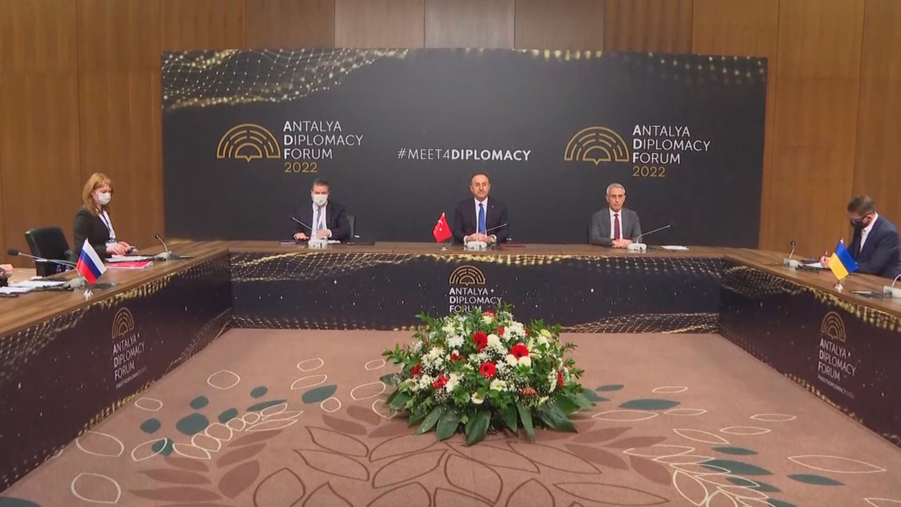 Reunión de alto nivel en Turquía entre las delegaciones rusa y ucraniana