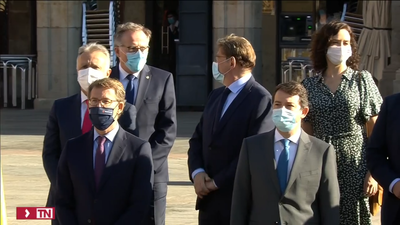 La guerra une a todos los presidentes autonómicos en La Palma 10 años después