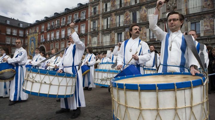 Tamborrada en la Plaza Mayor / EUROPA PRESS