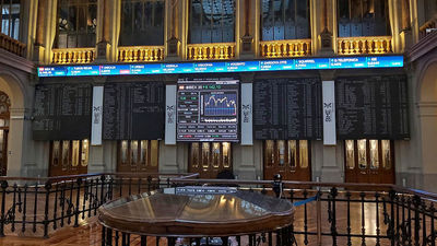 El Ibex 35 se impulsa un 5,4% en la semana y conquista los 8.100 puntos