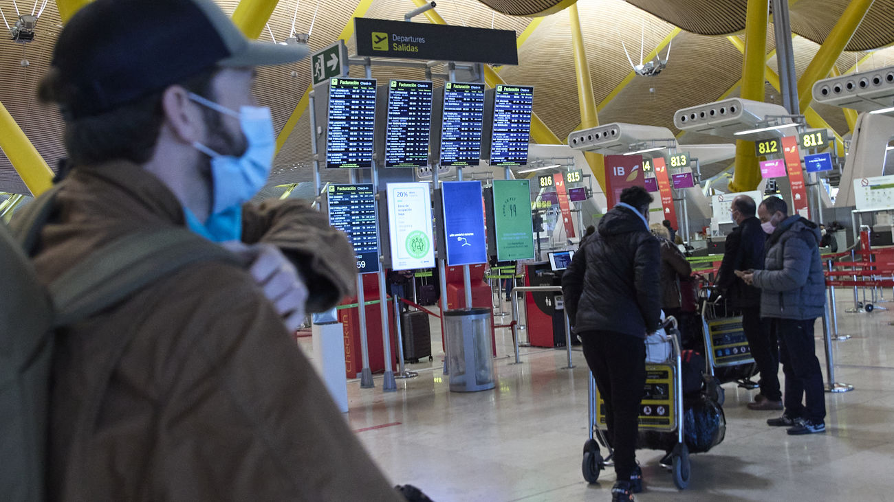 Viajeros este mes de enero en el aeropuerto Adolfo Suárez-Madrid Barajas