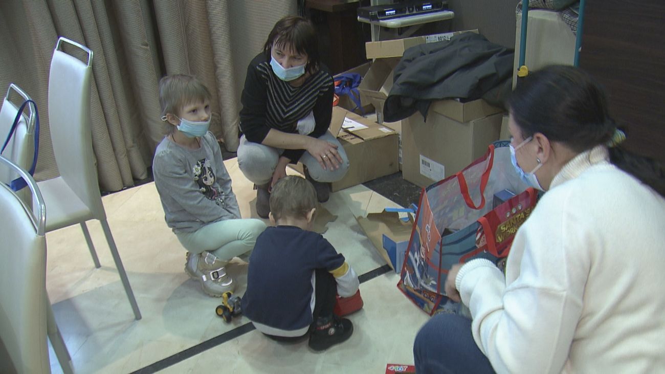 Los primeros niños ucranianos con cáncer ya están en Madrid para recibir su tratamiento