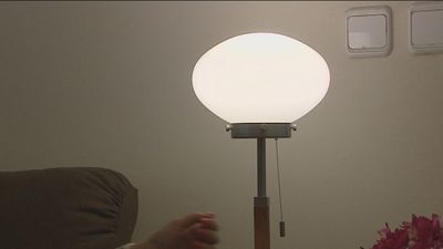 El precio de la luz subirá este lunes hasta 251,7 euros/MWh