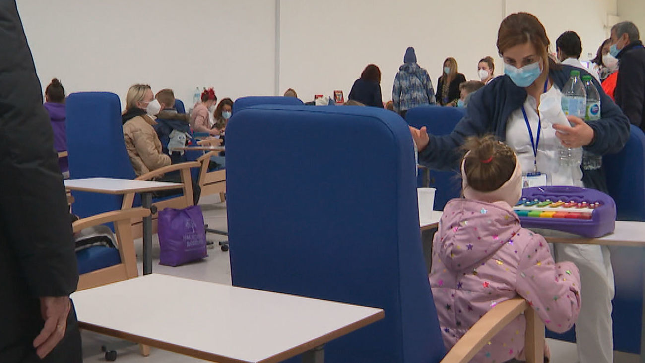 El hospital Zendal el punto de entrada de los refugiados ucranianos a su nueva vida