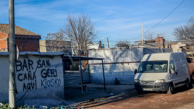 Dos detenidos tras disparar con una escopeta en un bar de Cañada Real
