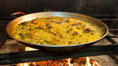 La paella, declarada Bien de Interés Cultural  por su "capacidad de unir"
