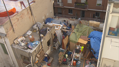 Tapian "a medias" el edificio históricamente okupado de la calle Jaén en Tetuán