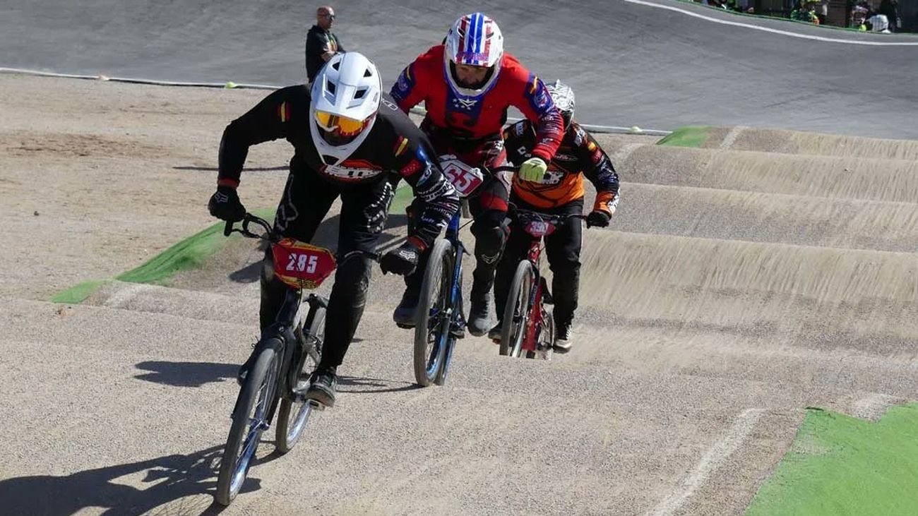El Álamo disfrutó del mejor BMX