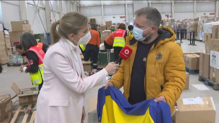 Román, voluntario ucraniano en el Zendal / TELEMADRID