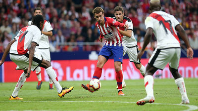 El Rayo Vallecano amenaza a un Atlético en la nube