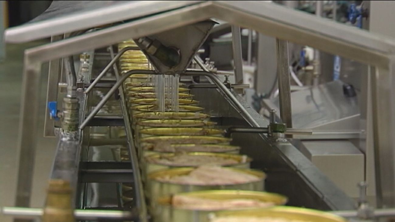 La huelga de transportistas obliga a parar empresas