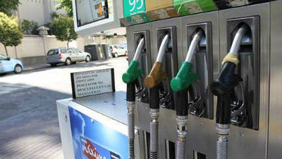 El Brent continúa su escalada y sube un 2,46% pendiente de Ucrania