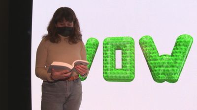 Joana Marcús la española que triunfa en Wattpad, el spotify de los libros