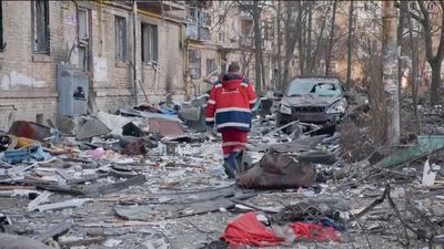 Zelensky pide a Moscú a sentarse a negociar en serio para evitar incurrir en mayores pérdidas