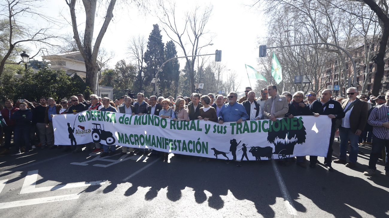 Agricultores y ganaderos toman Madrid este domingo en una "cita histórica" para exigir un futuro para el mundo rural