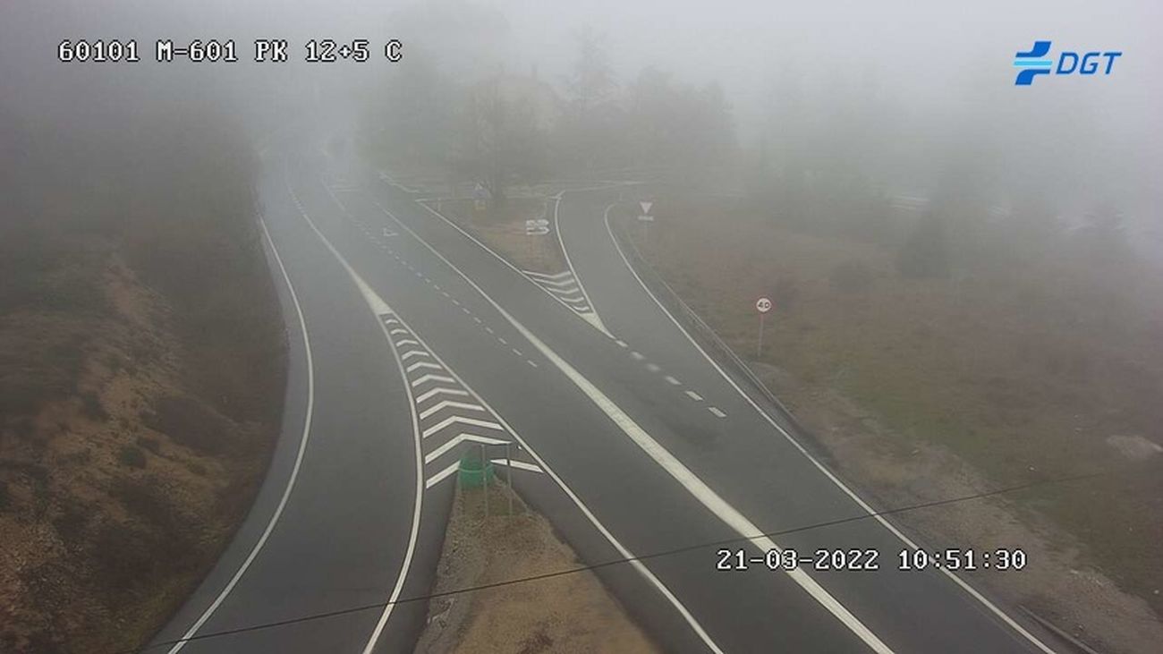 Niebla en las carreteras de la sierra madrileña