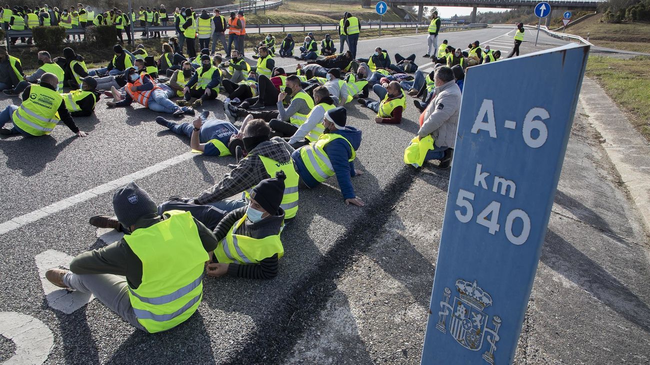 La primera semana del paro de transportistas deja 44  detenidos y 1.893 convoyes de camiones escoltados