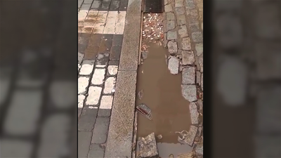 Pésimo estado de las calles en pleno centro de Madrid