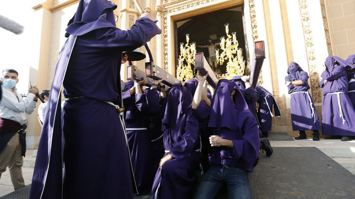Salida procesional del Santísimo Cristo de la Esperanza / EUROPA PRESS