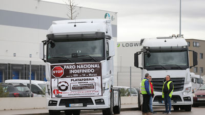 Los transportistas preparan una gran manifestación en Madrid como la realizada por el mundo rural