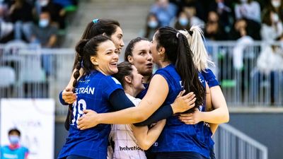 Voleibol Madrid se asegura la primera plaza de su grupo en Superliga 2