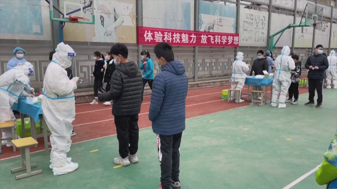 Confinamientos masivos por un brote de Covid en China