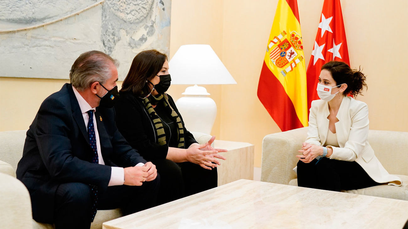 Ayuso apoya la manifestación de la AVT este sábado