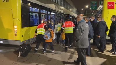 Llegan a Madrid 137 refugiados ucranianos en un vuelo fletado por la Fundación Reina Sofía