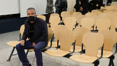 El exdirigente etarra Gadafi se niega a responder al tribunal y dice que es inocente