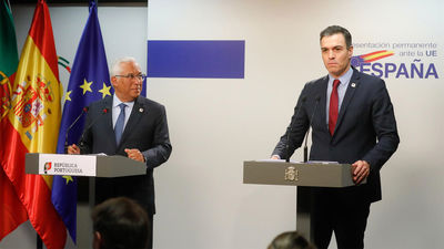 Sánchez anuncia una "excepción ibérica" que permitirá rebajar los precios de la electricidad
