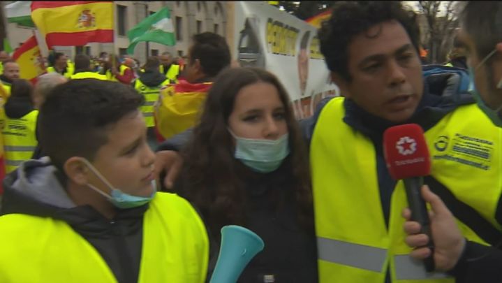 Un camionero con su familia / TELEMADRID
