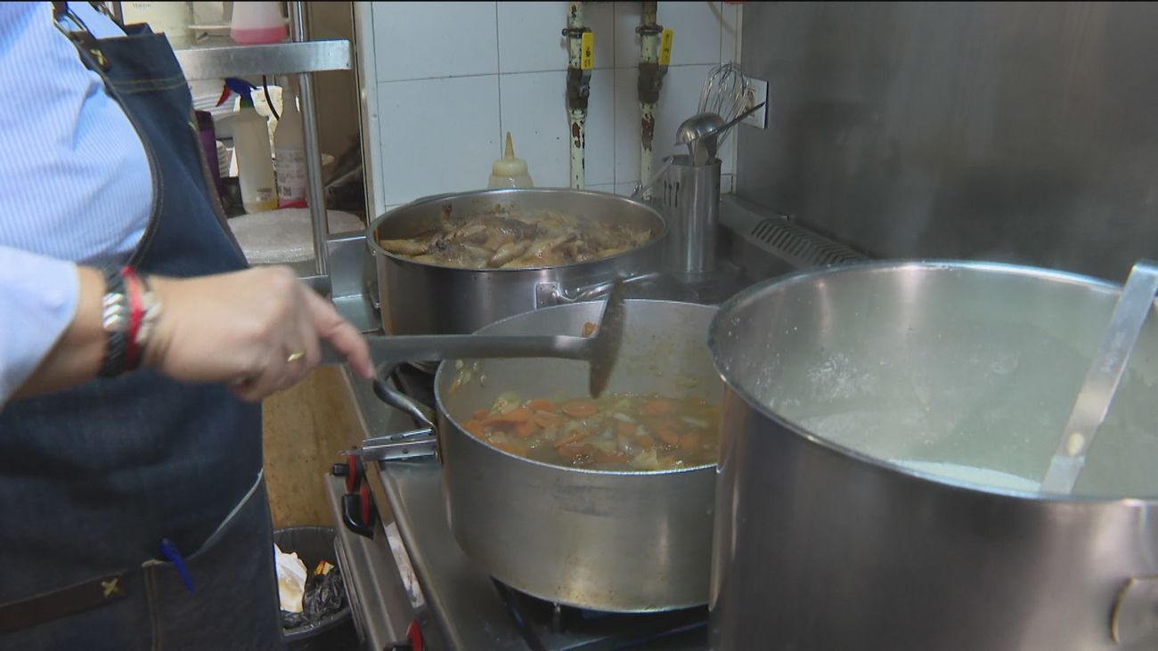 Los restauradores madrileños readaptan sus menús ante la escasez de productos
