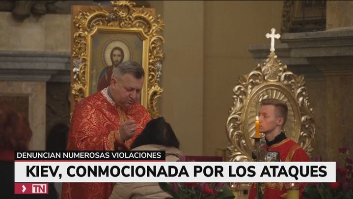 Ucranianos se refugian en las iglesias ante el miedo, la desesperanza y los bombardeos rusos / Telemadrid.es