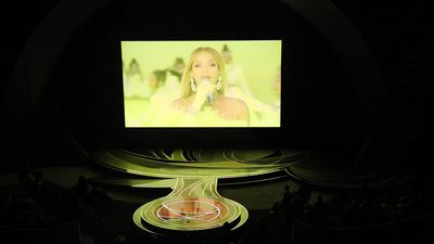 Un otoño discográfico insulso se encomienda a sorpresas como la de Beyoncé