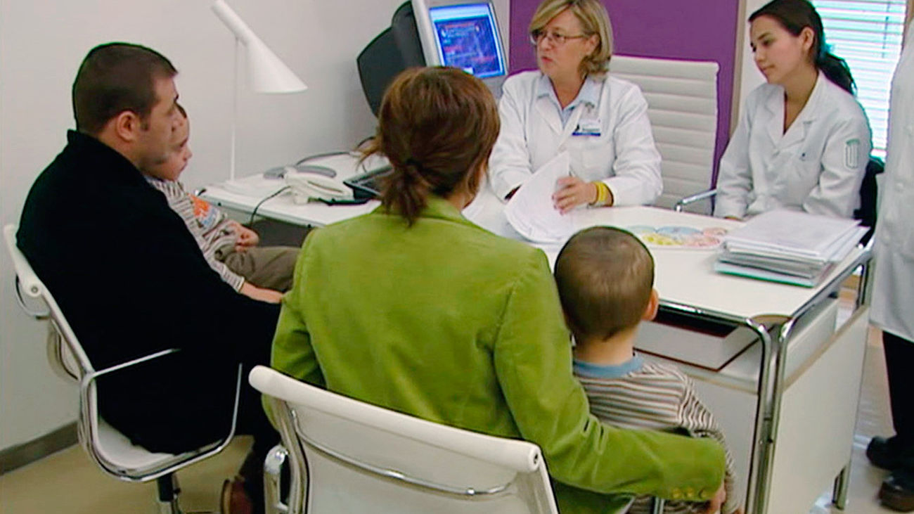 Los médicos de primaria ven precipitada la nueva fase covid: "Con estas cifras, no es el momento"