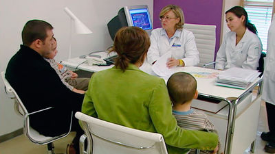 Los médicos de primaria ven precipitada la nueva fase covid: "Con estas cifras, no es el momento"