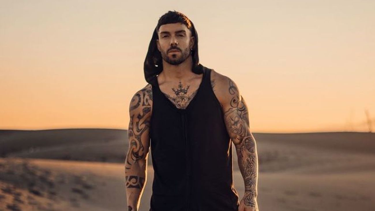 Rasel nos presenta ‘La cárcel del amor’, un chute de optimismo "para bailar y gozar"