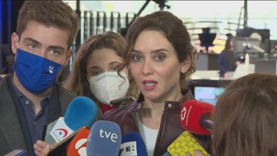 Díaz Ayuso confiesa que tiene sensación de "indefensión" ante la "guerra entre fiscalías"